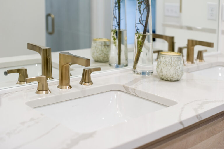 Delta Zura Widespread lav faucet